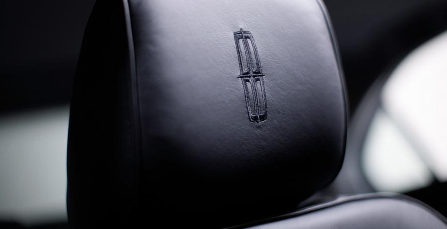  Lincoln MKZ 2010 года  (фото 182 из 211)